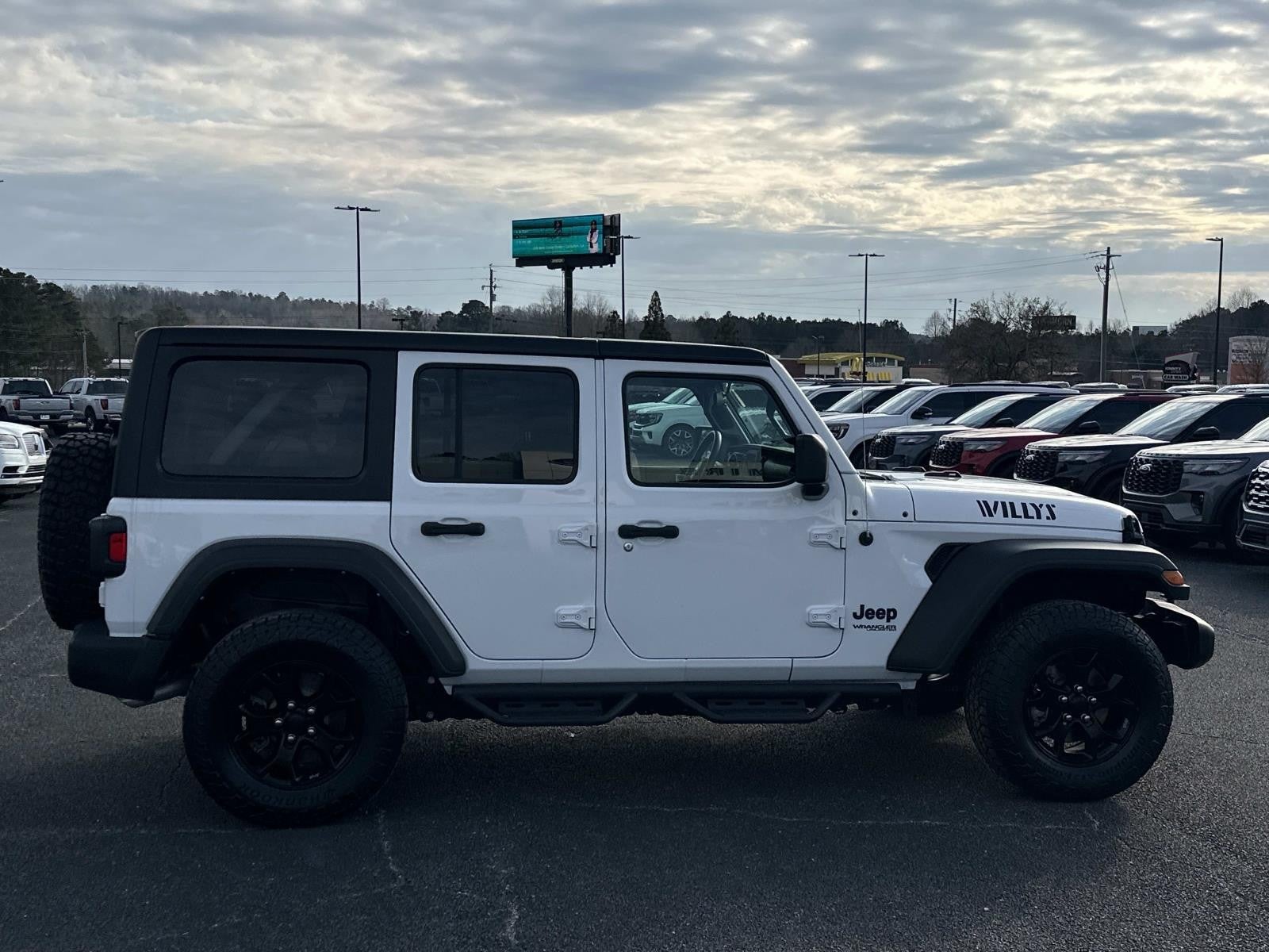 2022 Jeep Wrangler Unlimited Willys Sport