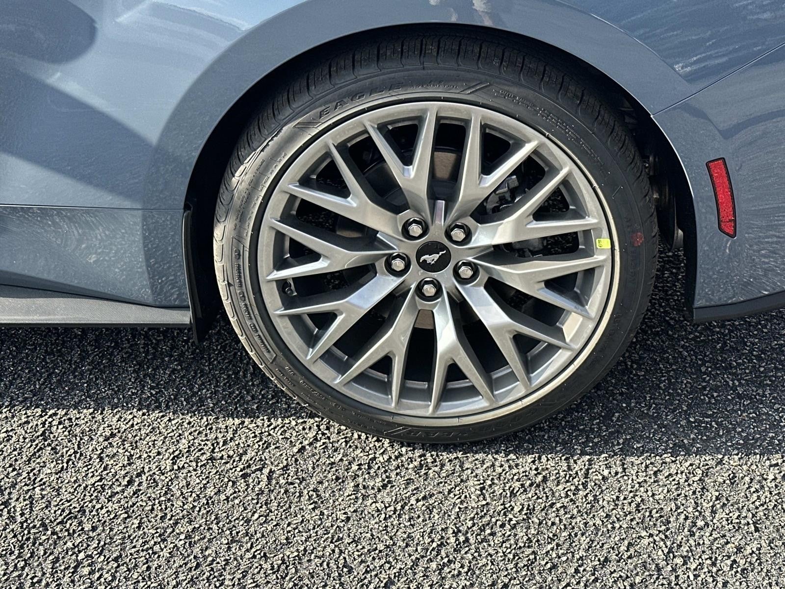 2026 Ford Mustang ECOBOOST PREMIUM CONVERTI