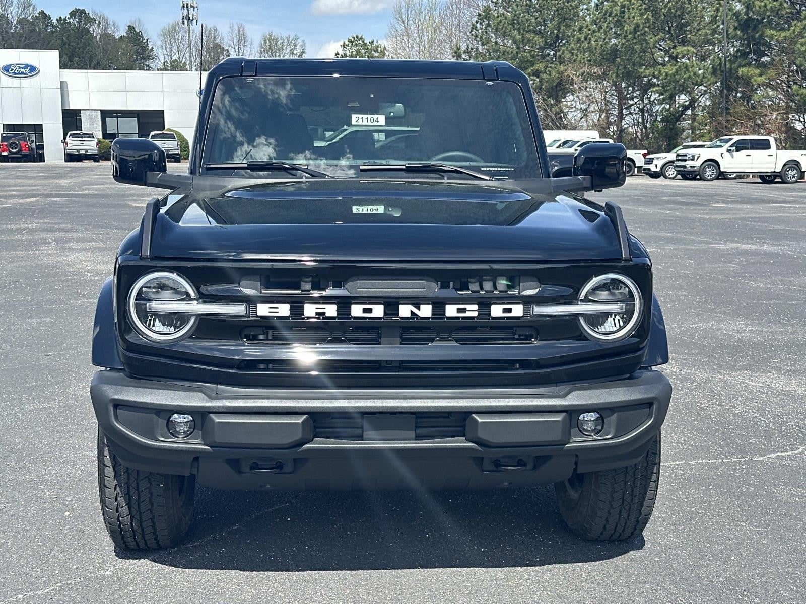 2026 Ford Bronco OUTER BANKS 4 DOOR 4X4
