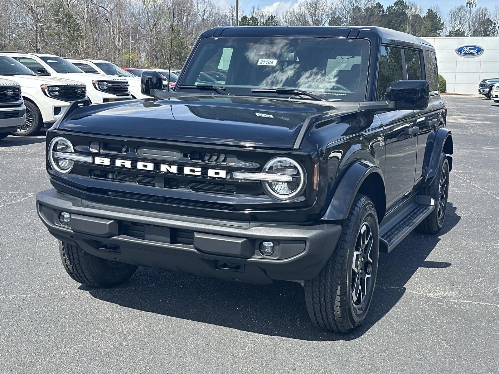 2026 Ford Bronco OUTER BANKS 4 DOOR 4X4