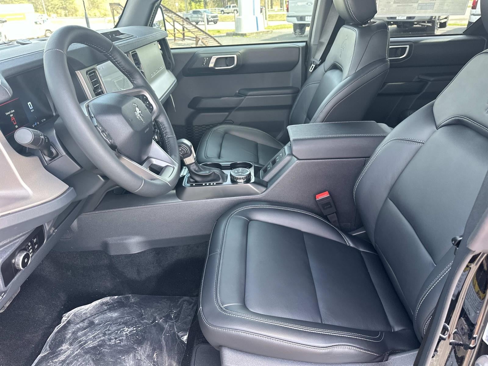 2026 Ford Bronco OUTER BANKS 4 DOOR 4X4