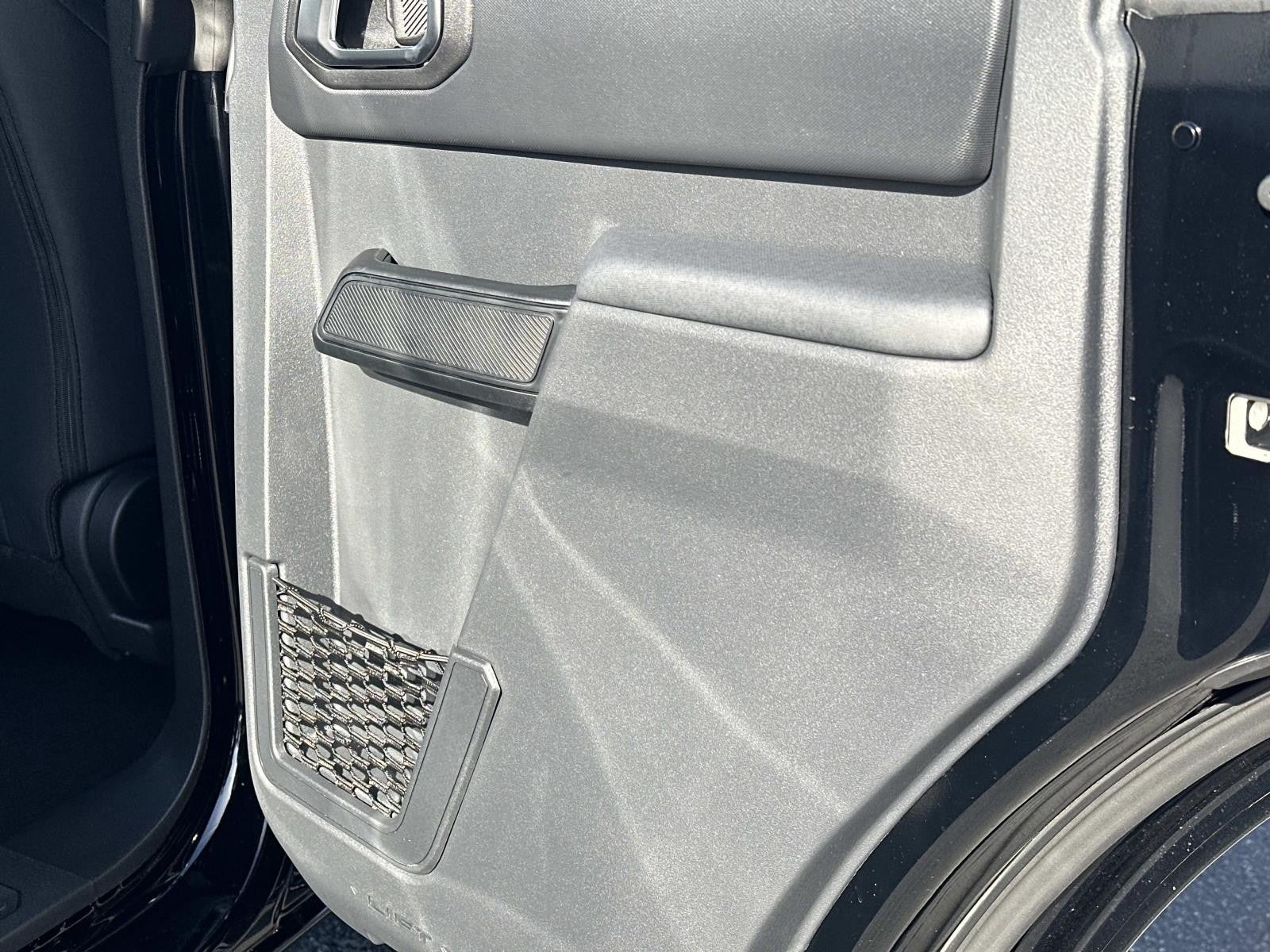 2025 Ford Bronco BASE 4 DOOR 4X4