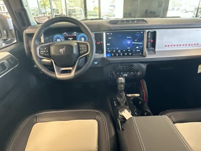 2025 Ford Bronco OUTER BANKS 4 DOOR 4X4
