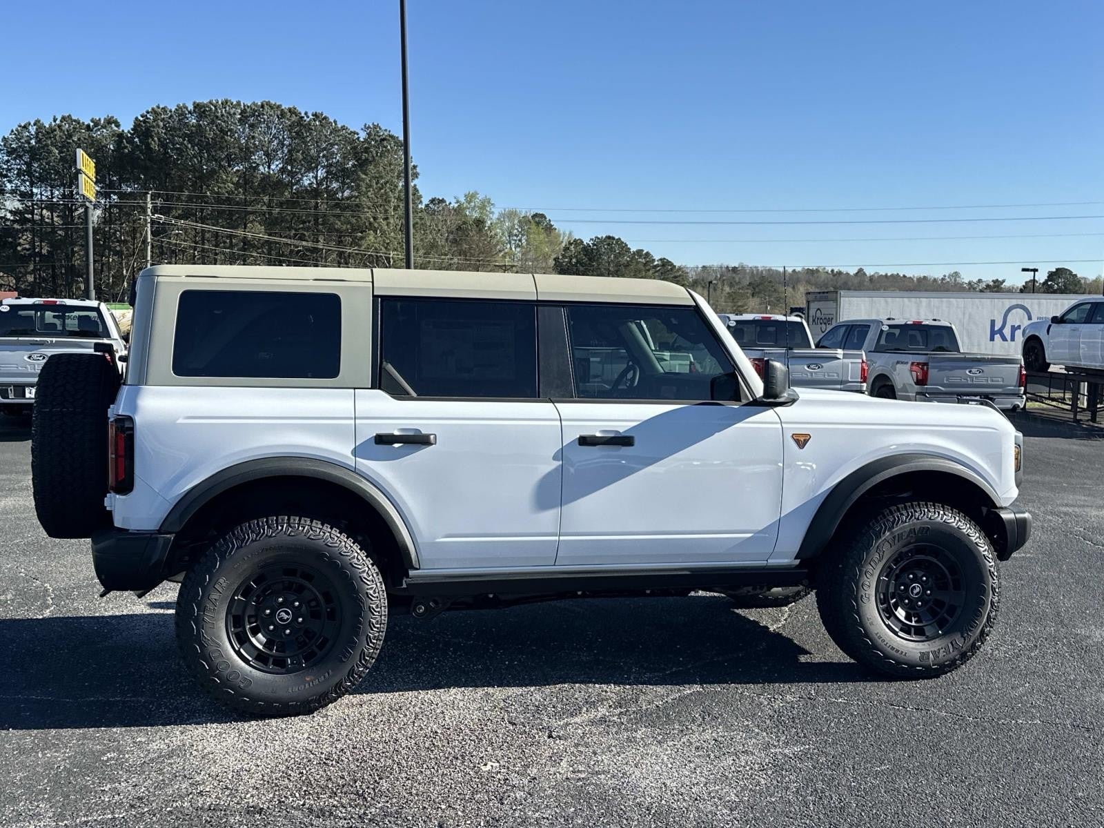 2025 Ford Bronco BADLANDS 4 DOOR ADVANCED