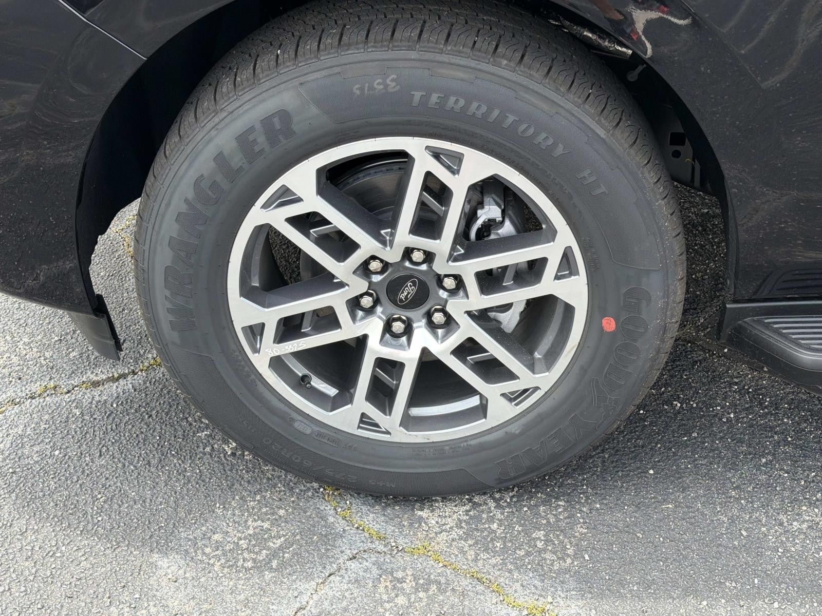 2026 Ford Expedition ACTIVE 4X2