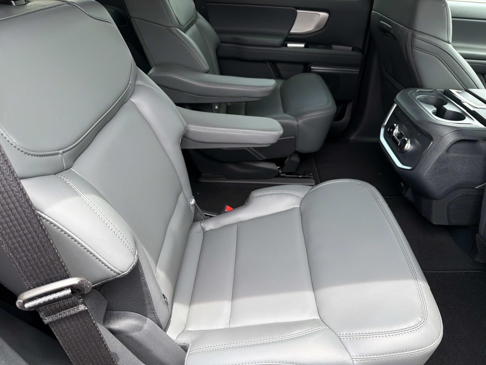 2026 Ford Expedition ACTIVE 4X2
