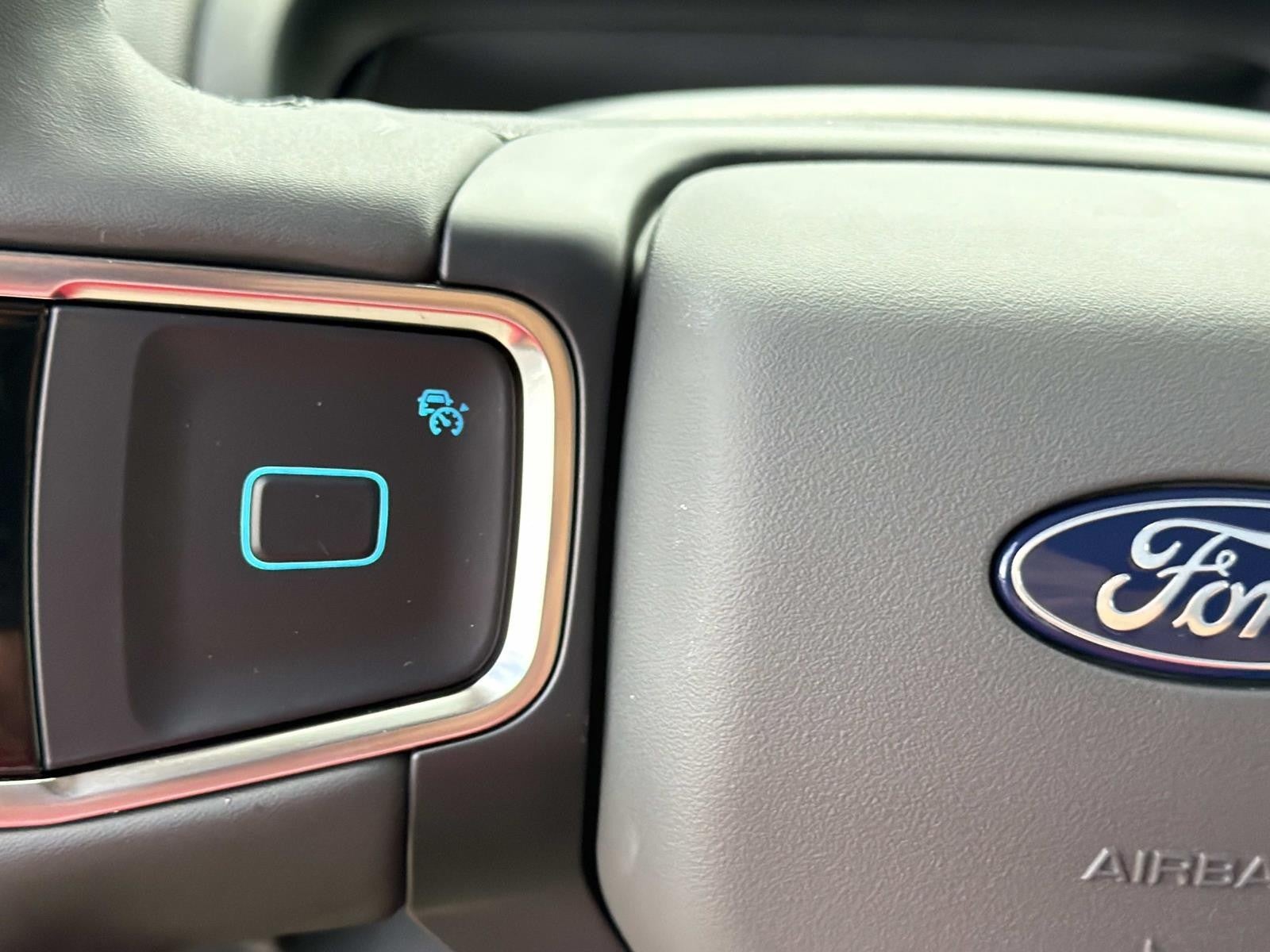 2026 Ford Expedition ACTIVE 4X2