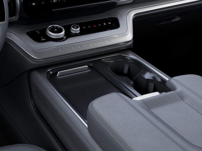 2027 Ford Expedition Active 4x2