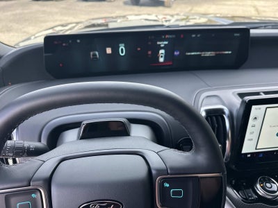 2026 Ford Expedition PLATINUM 4X4