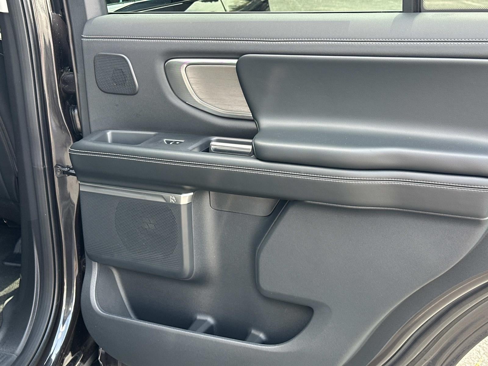 2026 Ford Expedition PLATINUM 4X4