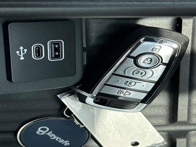 2026 Ford Expedition PLATINUM 4X4