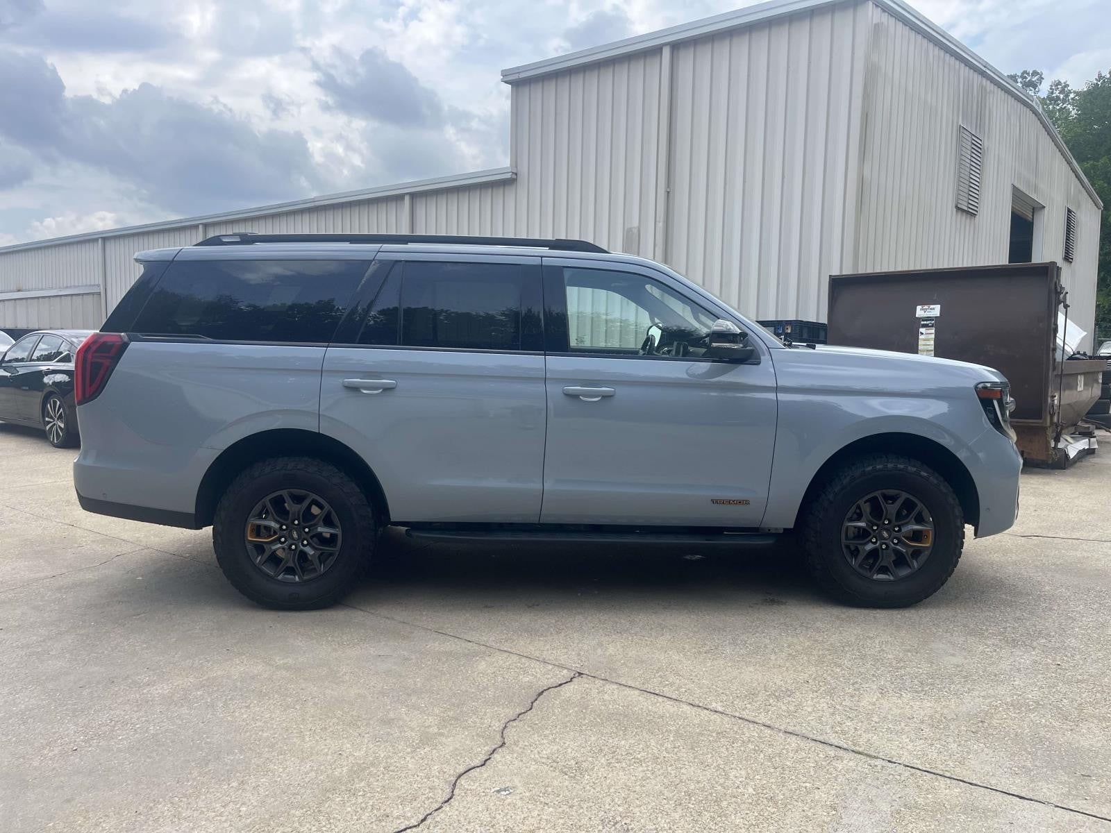 2025 Ford Expedition Tremor