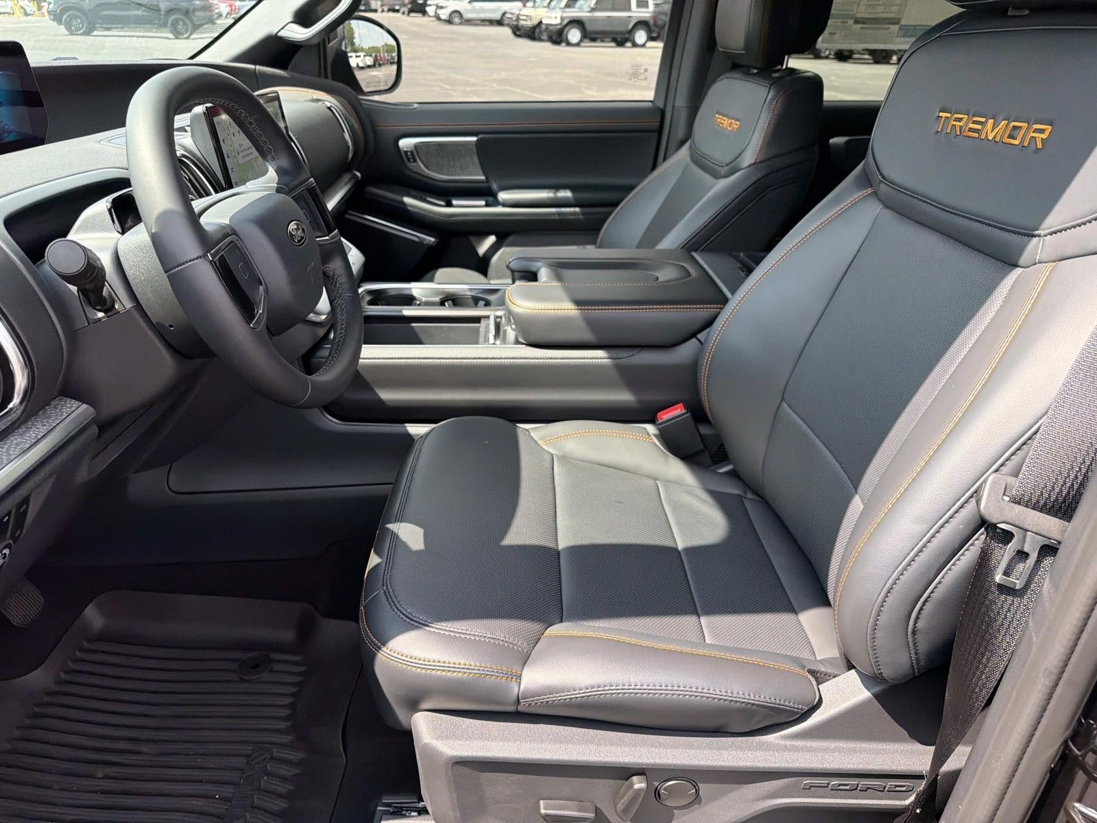 2026 Ford Expedition TREMOR 4X4