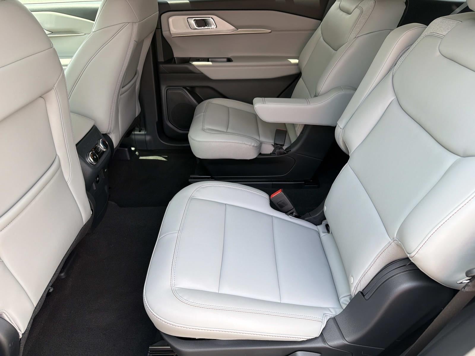 2026 Ford Explorer ACTIVE RWD