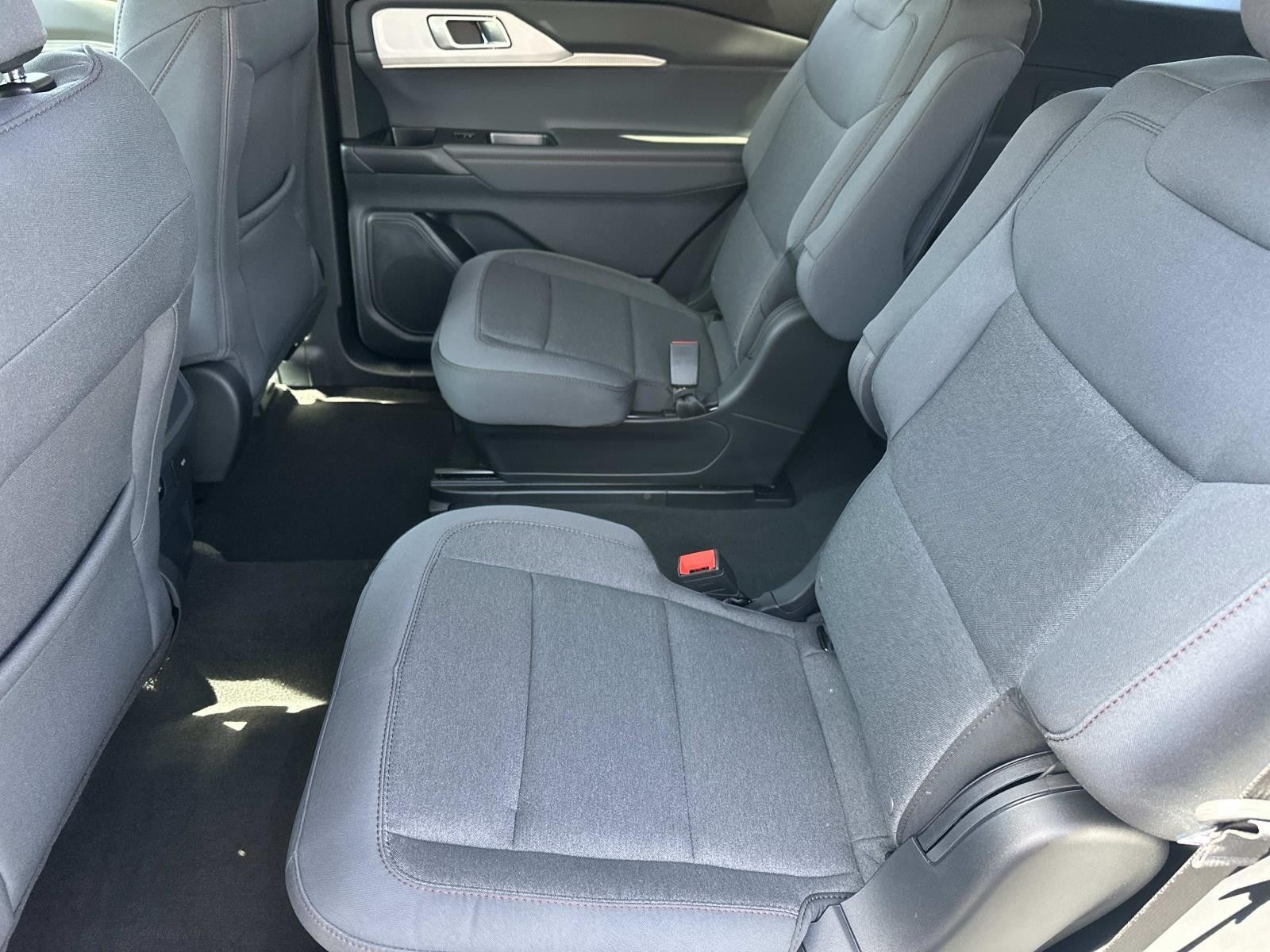 2026 Ford Explorer ACTIVE RWD