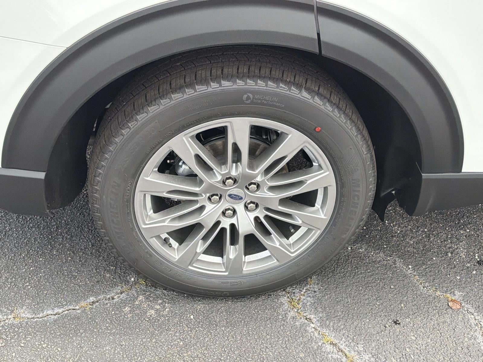 2026 Ford Explorer PLATINUM RWD
