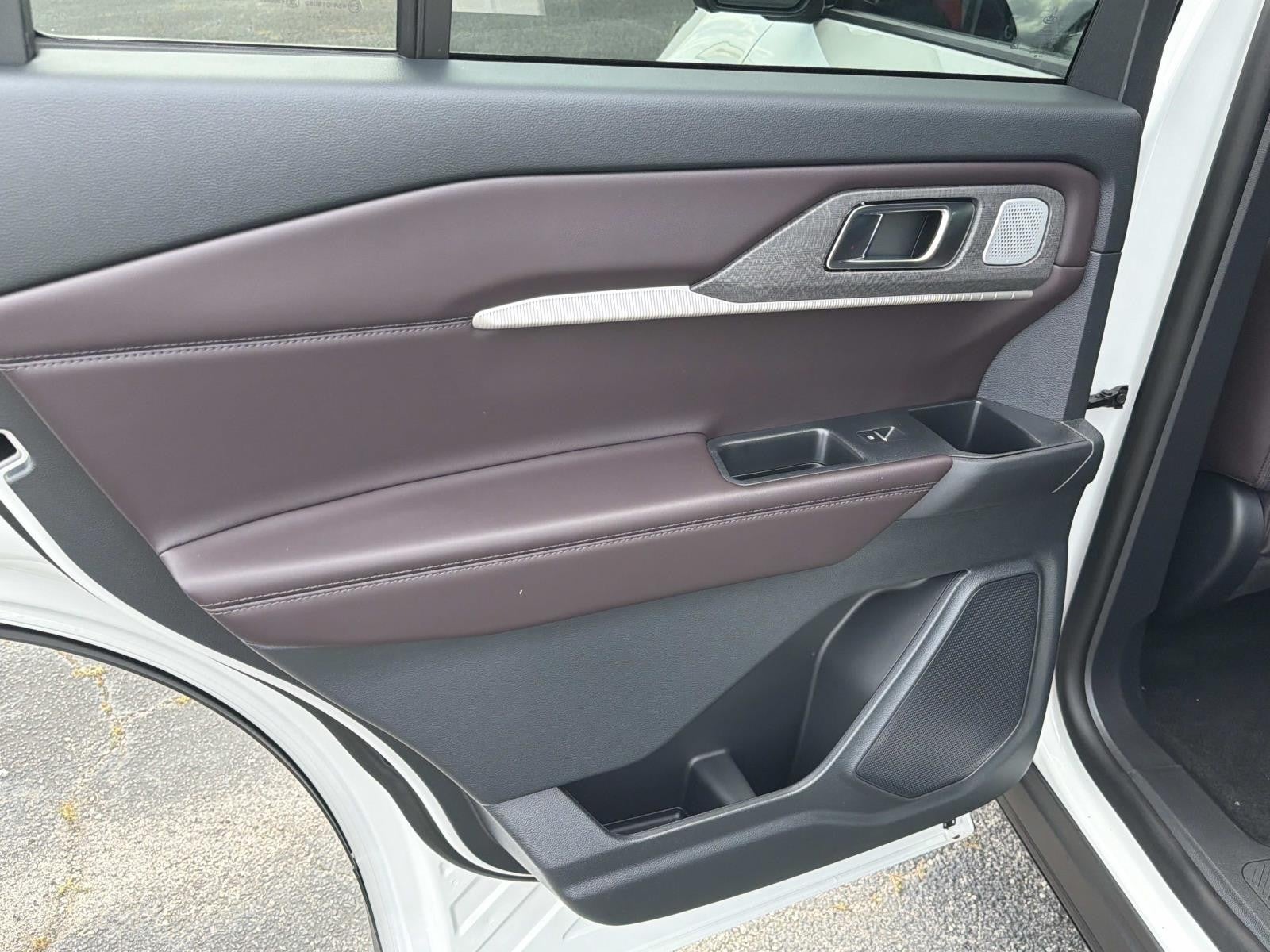 2026 Ford Explorer PLATINUM RWD