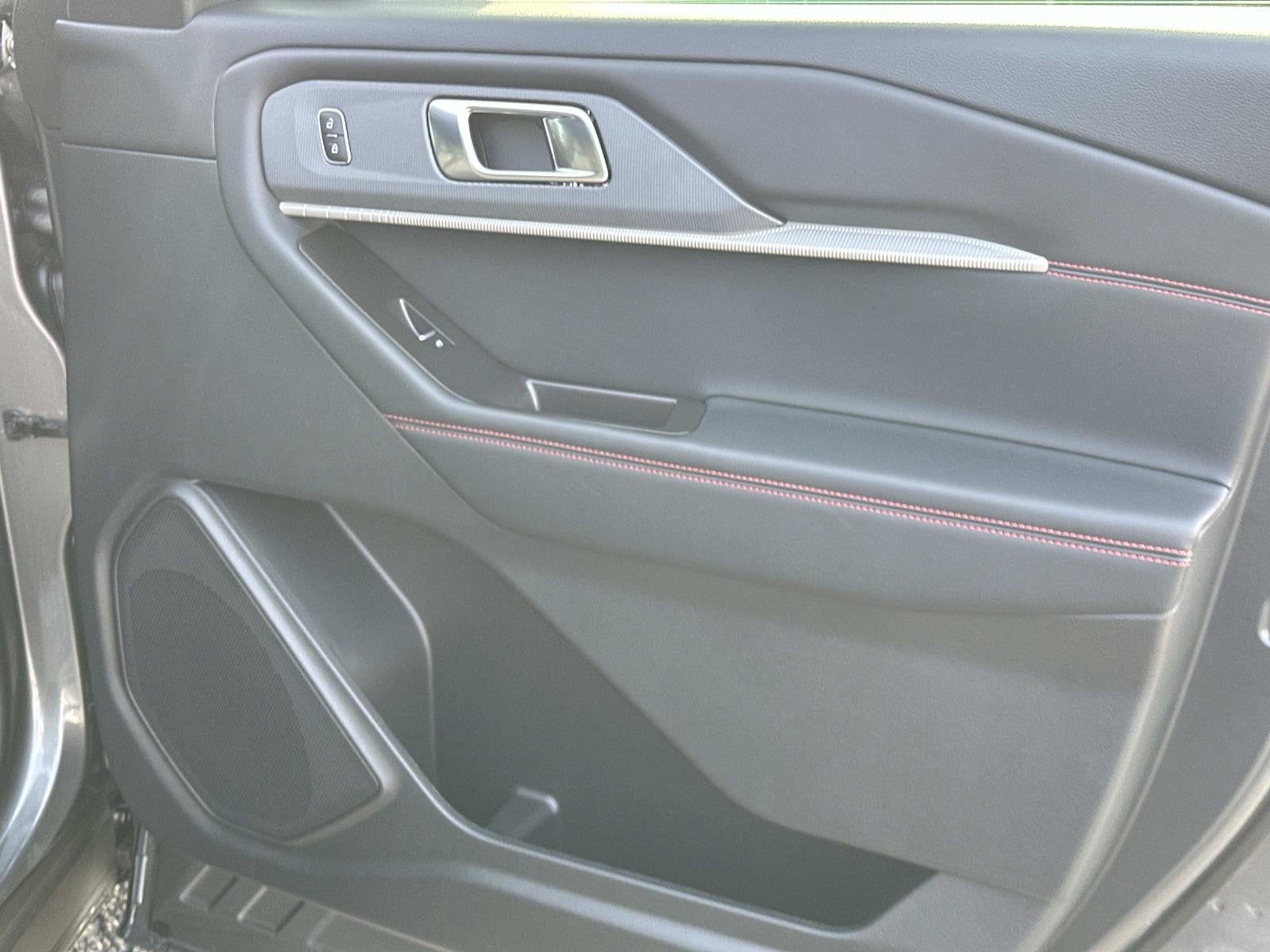 2026 Ford Explorer ST-LINE RWD