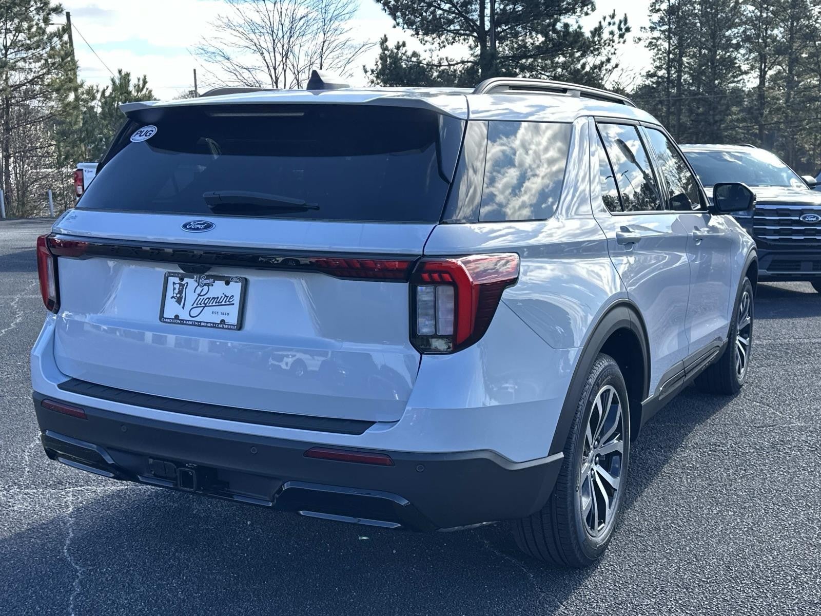 2026 Ford Explorer ST-LINE RWD