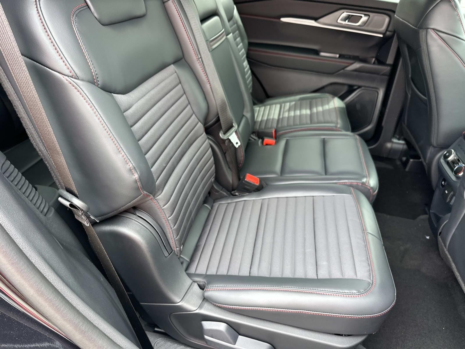 2026 Ford Explorer ST-LINE RWD