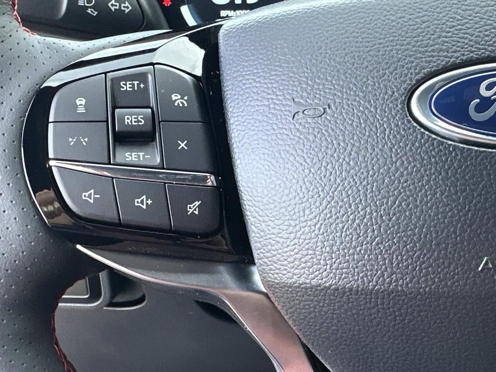 2026 Ford Explorer ST-LINE RWD