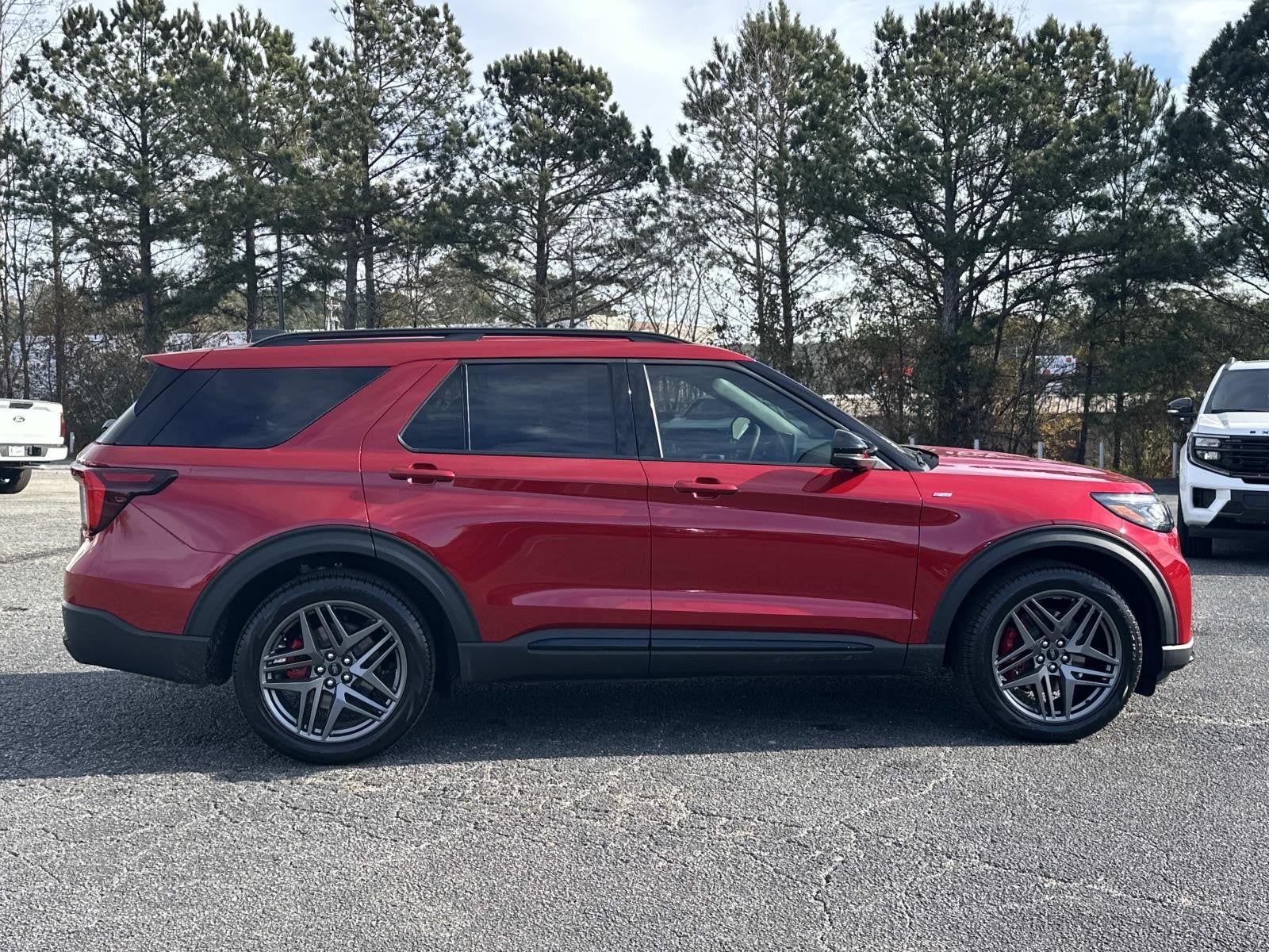 2026 Ford Explorer ST-LINE RWD