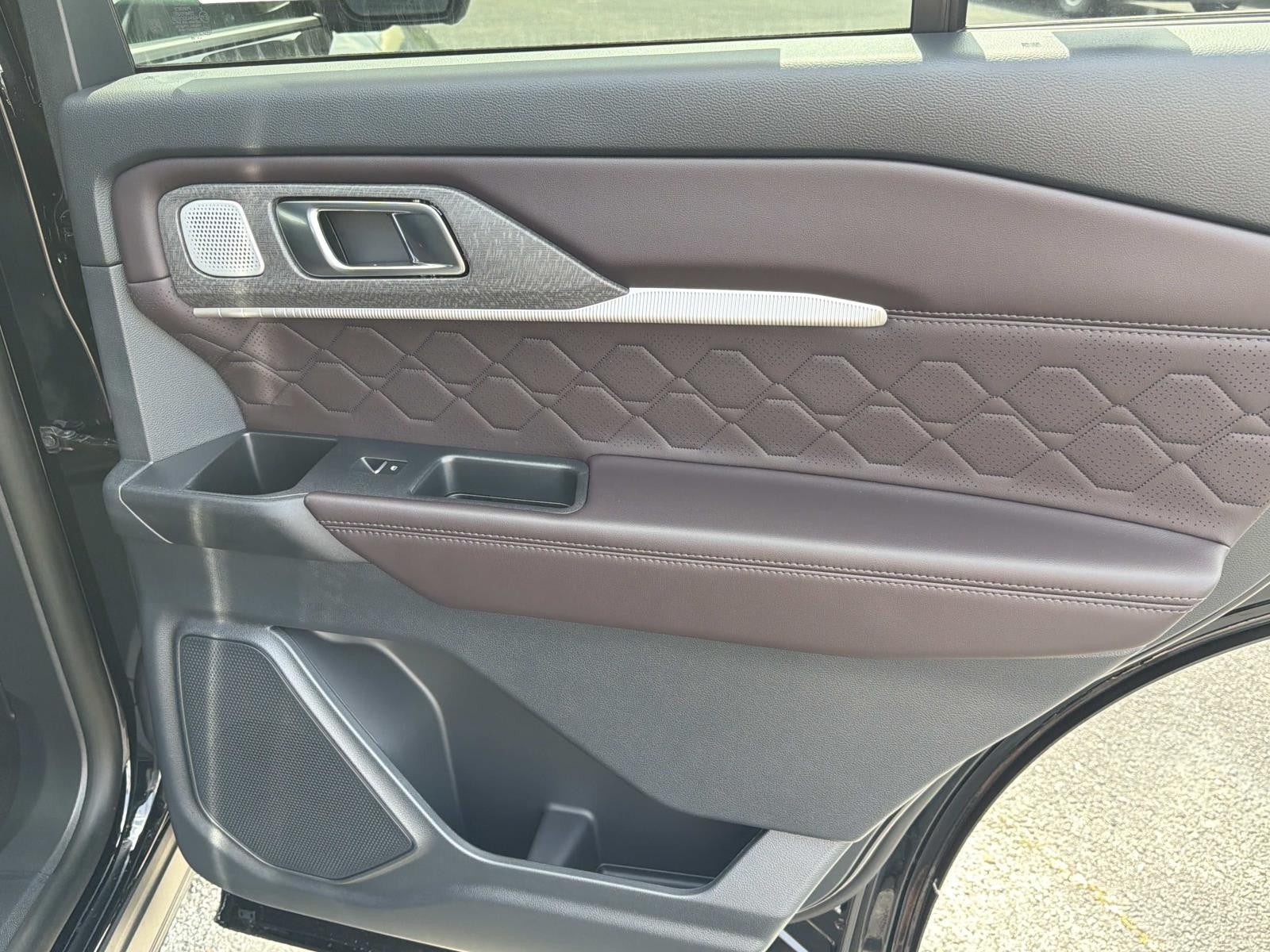 2026 Ford Explorer PLATINUM 4WD