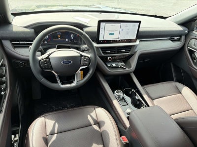 2026 Ford Explorer PLATINUM 4WD
