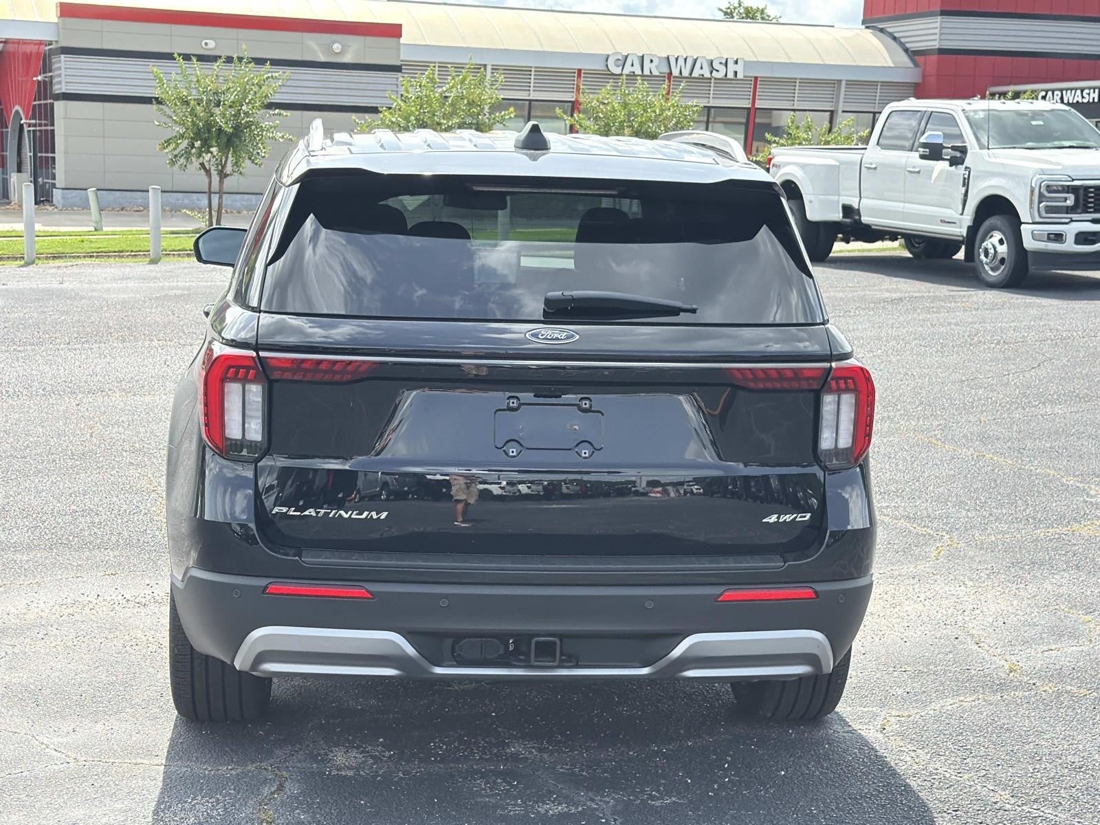 2026 Ford Explorer PLATINUM 4WD