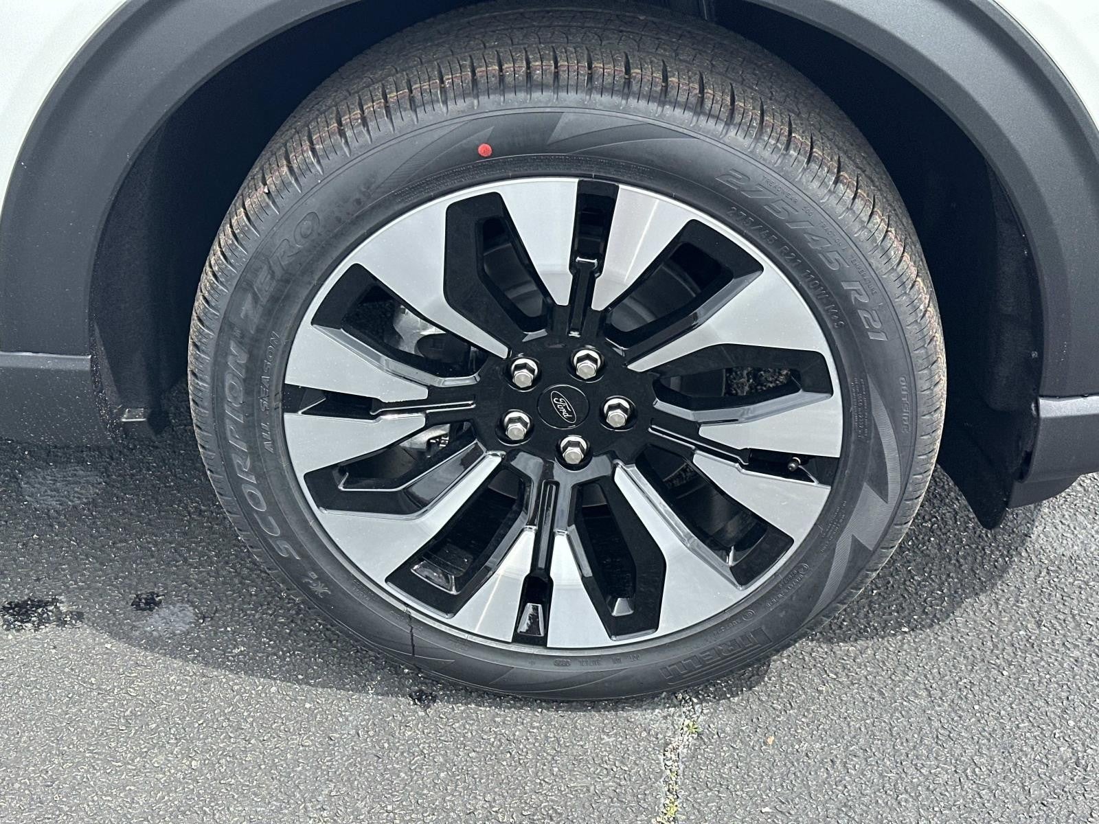 2026 Ford Explorer PLATINUM 4WD