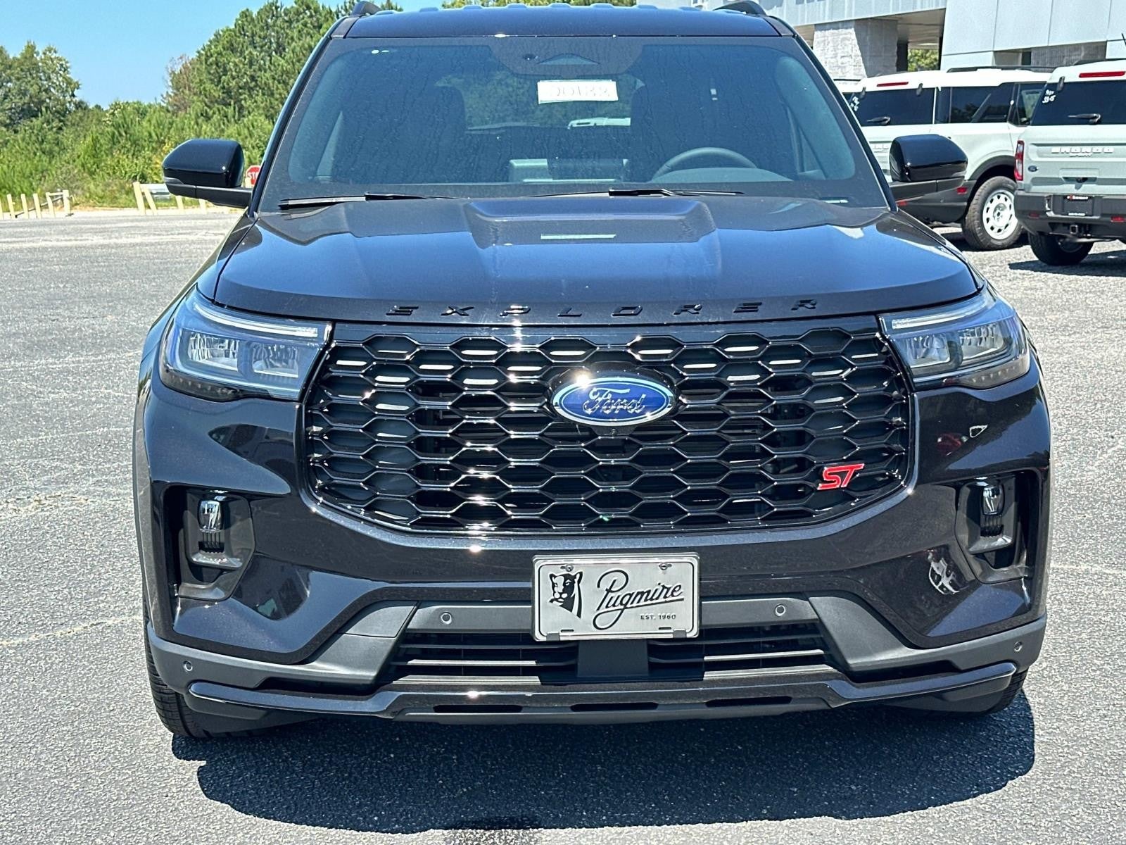 2025 Ford Explorer ST RWD