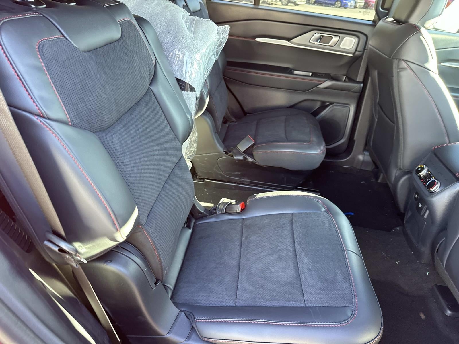 2026 Ford Explorer ST RWD