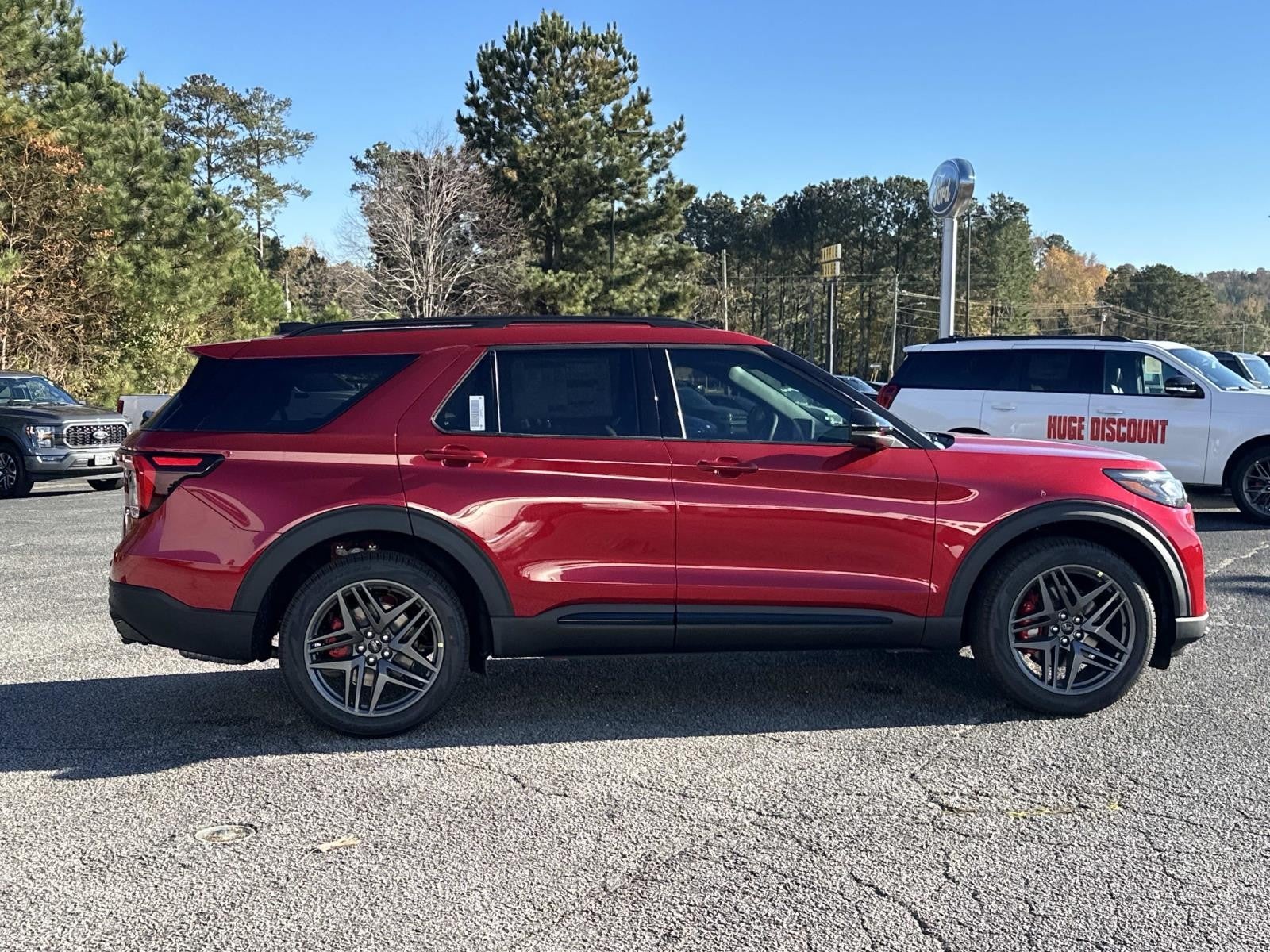 2026 Ford Explorer ST RWD