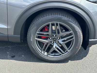 2026 Ford Explorer ST 4WD