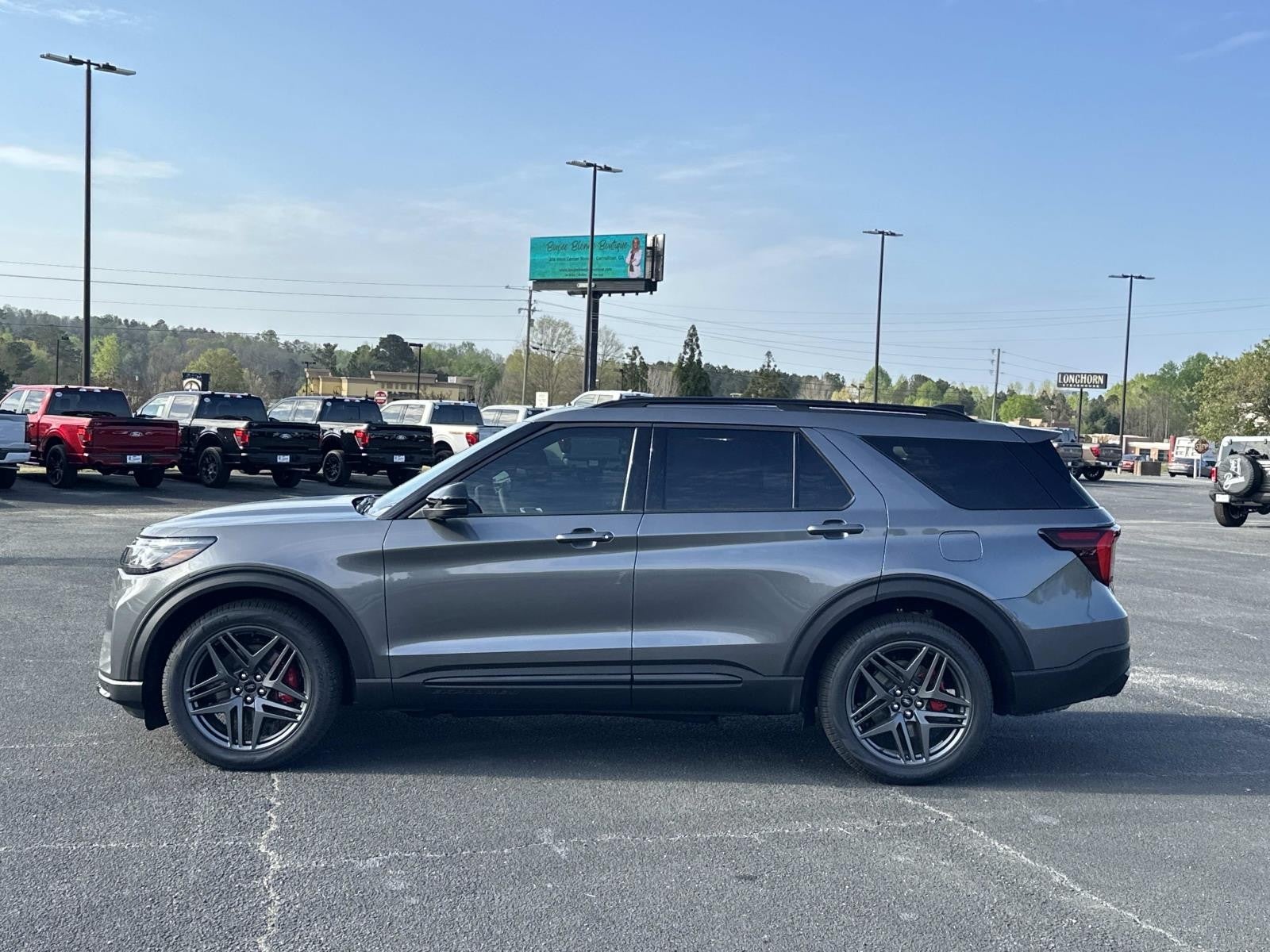 2026 Ford Explorer ST 4WD