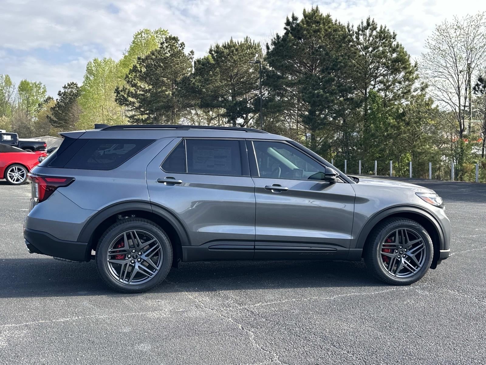 2026 Ford Explorer ST 4WD