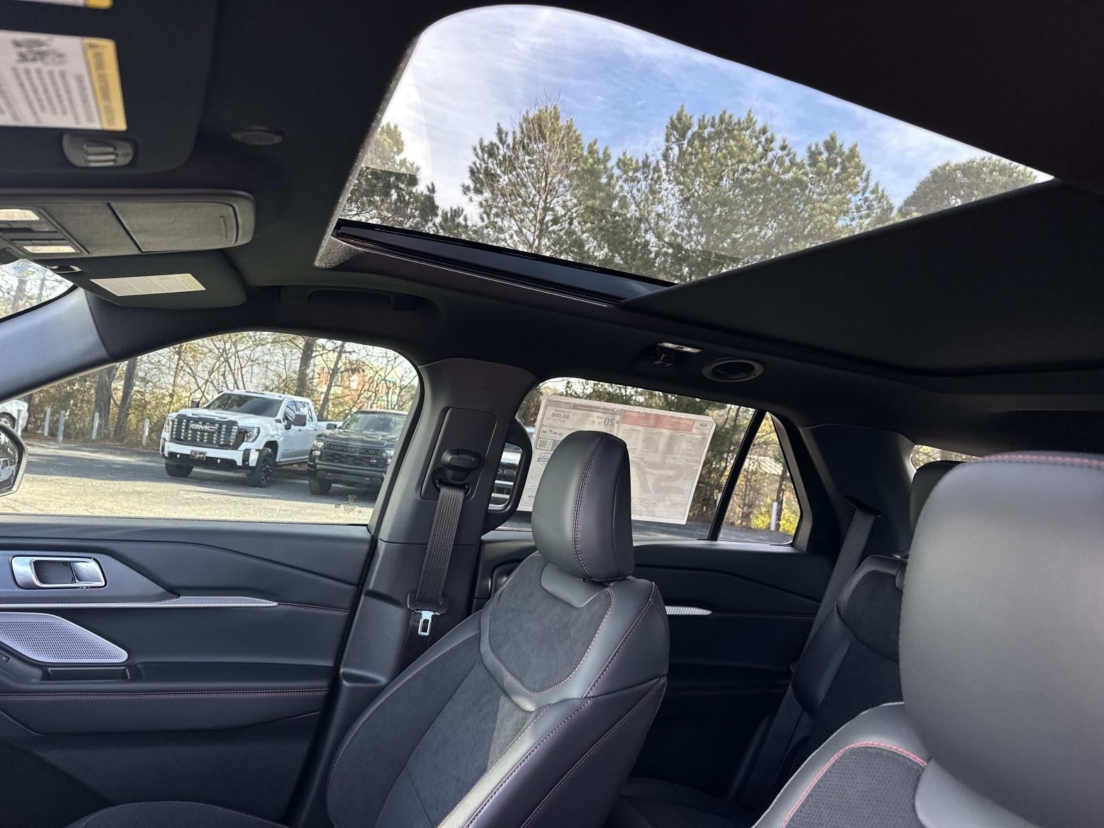 2026 Ford Explorer ST 4WD