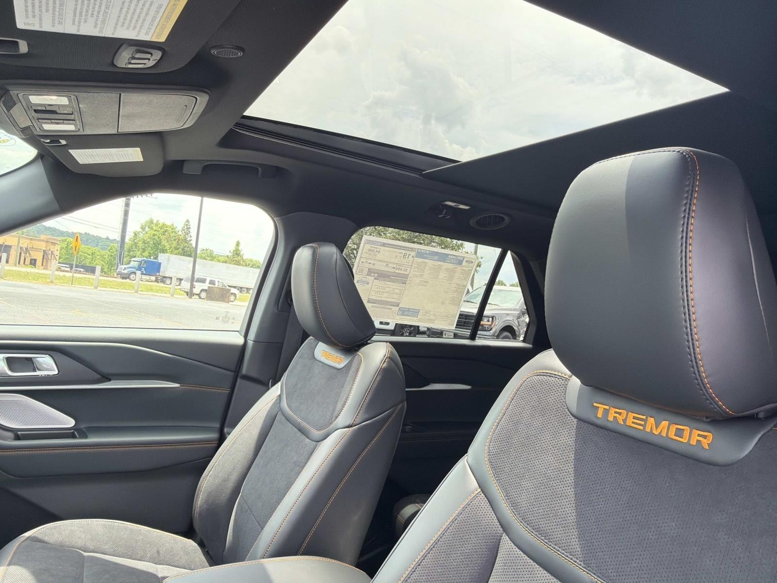 2026 Ford Explorer TREMOR 4WD
