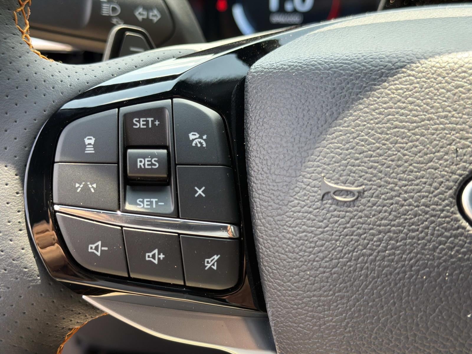 2026 Ford Explorer TREMOR 4WD