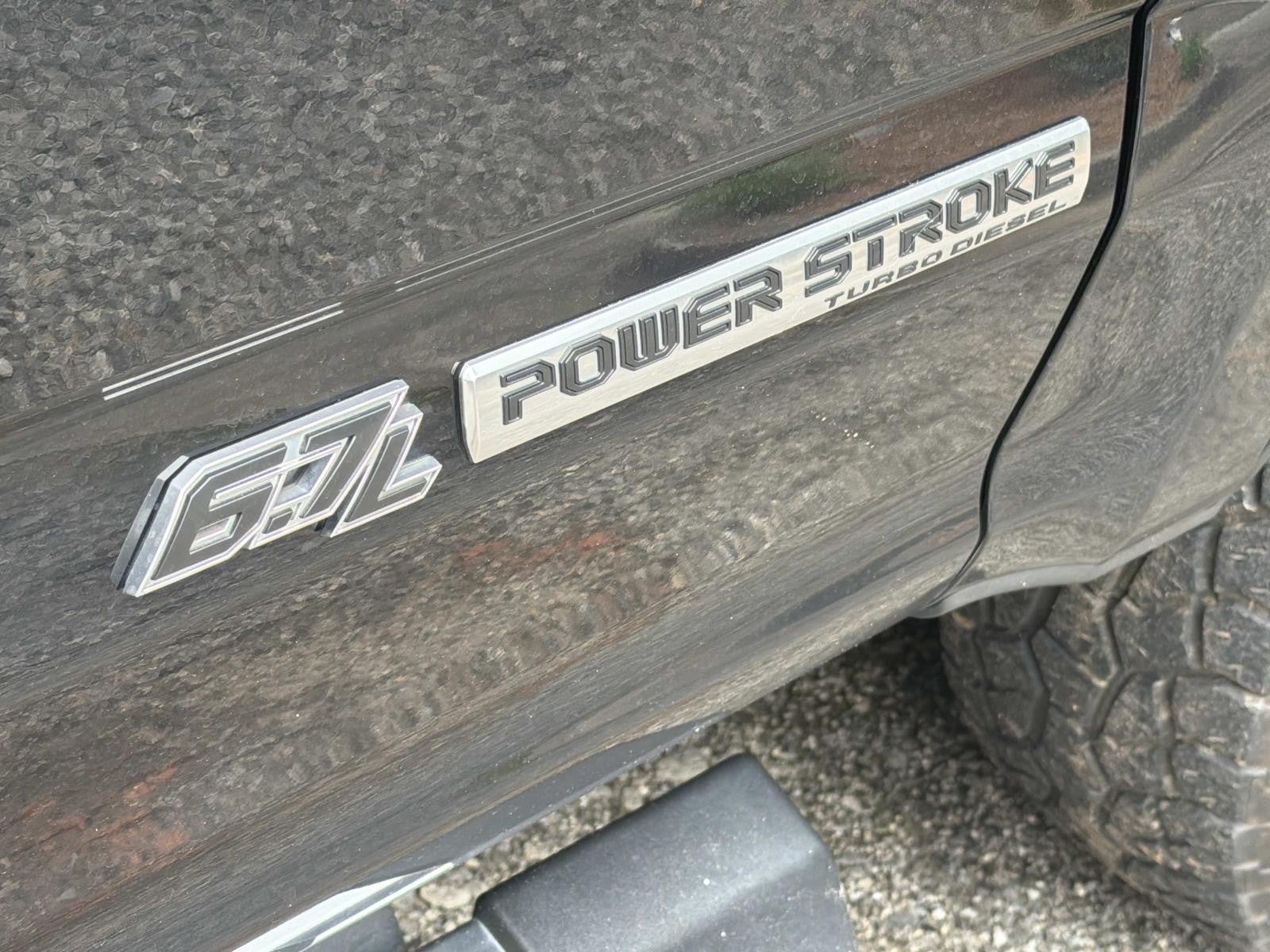2017 Ford Super Duty F-250 SRW Lariat
