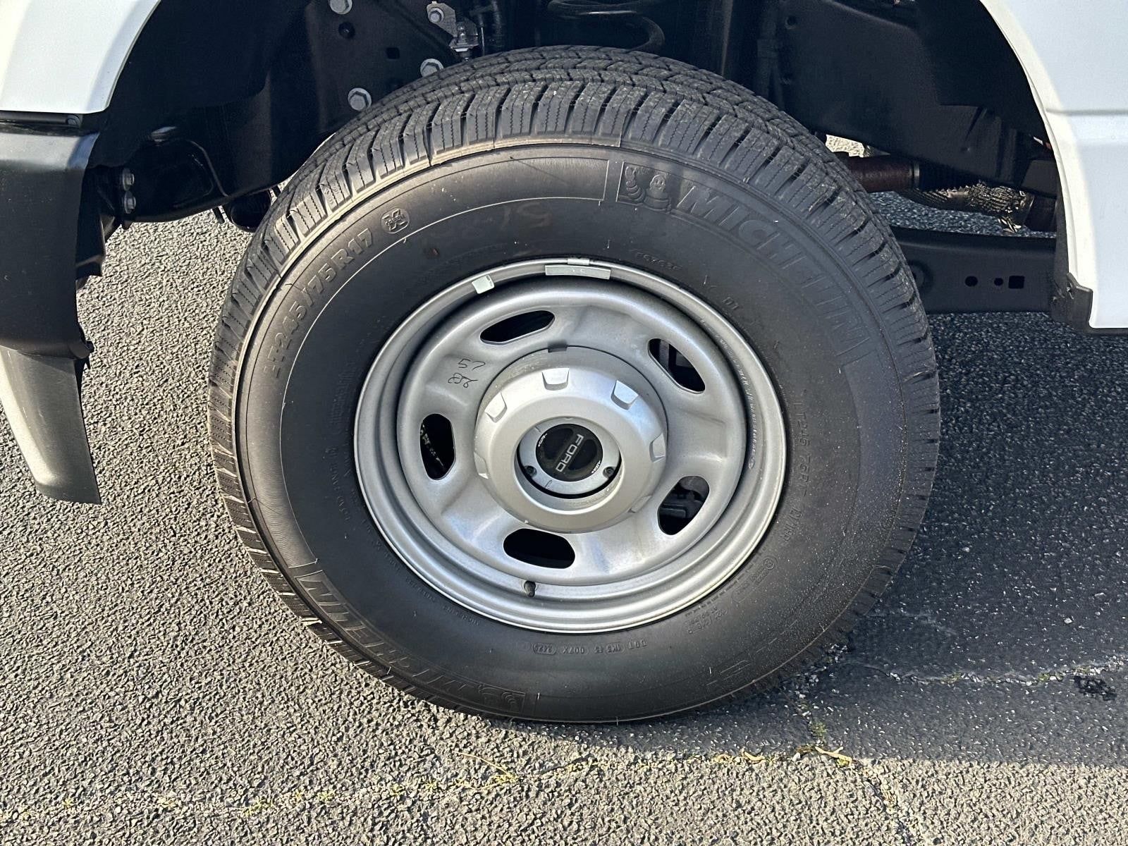 2025 Ford Super Duty F-250 SRW XL 4WD CREW CAB 8' BOX