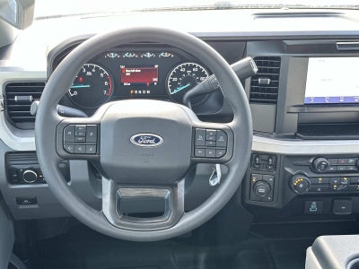 2025 Ford Super Duty F-250 SRW XL 4WD CREW CAB 8' BOX