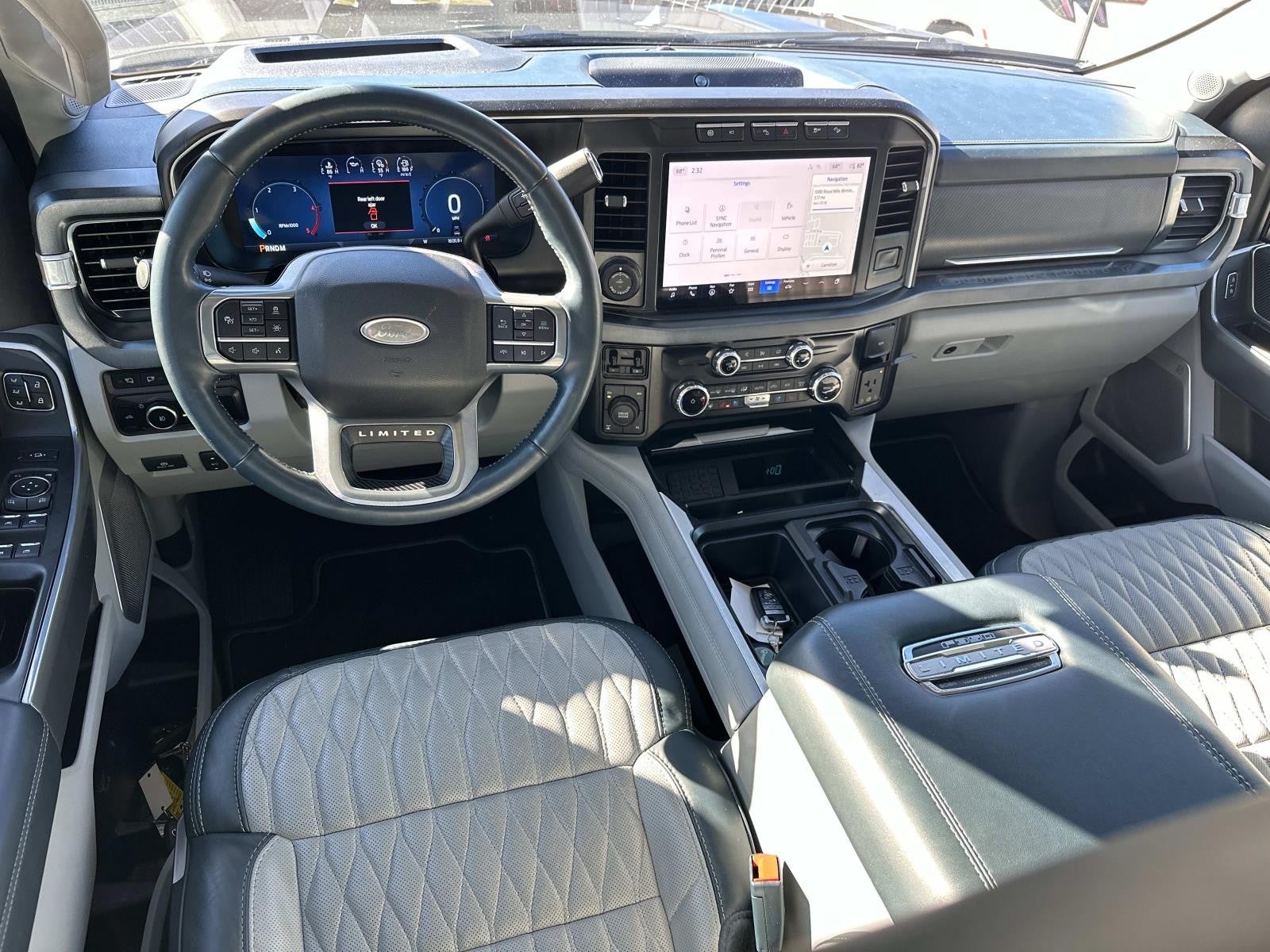 2024 Ford Super Duty F-350 SRW Limited