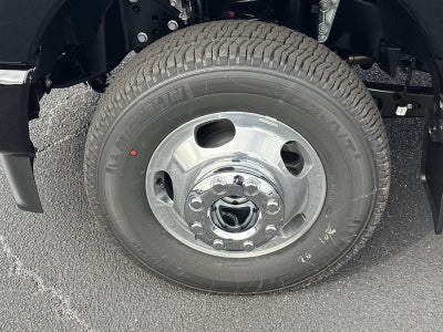 2026 Ford Super Duty F-350 DRW PLATINUM 4WD CREW CAB 8'