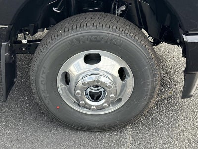2026 Ford Super Duty F-350 DRW PLATINUM 4WD CREW CAB 8'