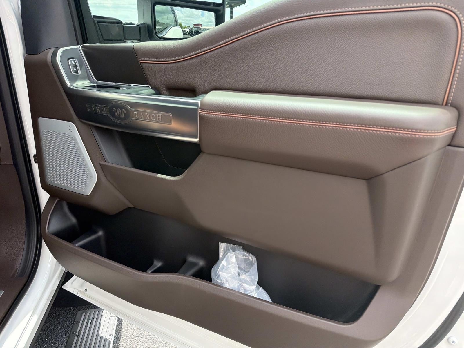2026 Ford Super Duty F-350 DRW KING RANCH 4WD CREW CAB 8