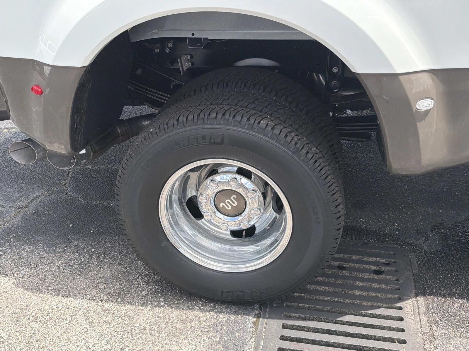 2026 Ford Super Duty F-350 DRW KING RANCH 4WD CREW CAB 8