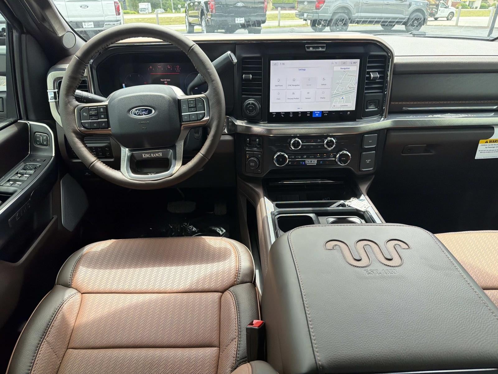 2026 Ford Super Duty F-350 DRW KING RANCH 4WD CREW CAB 8