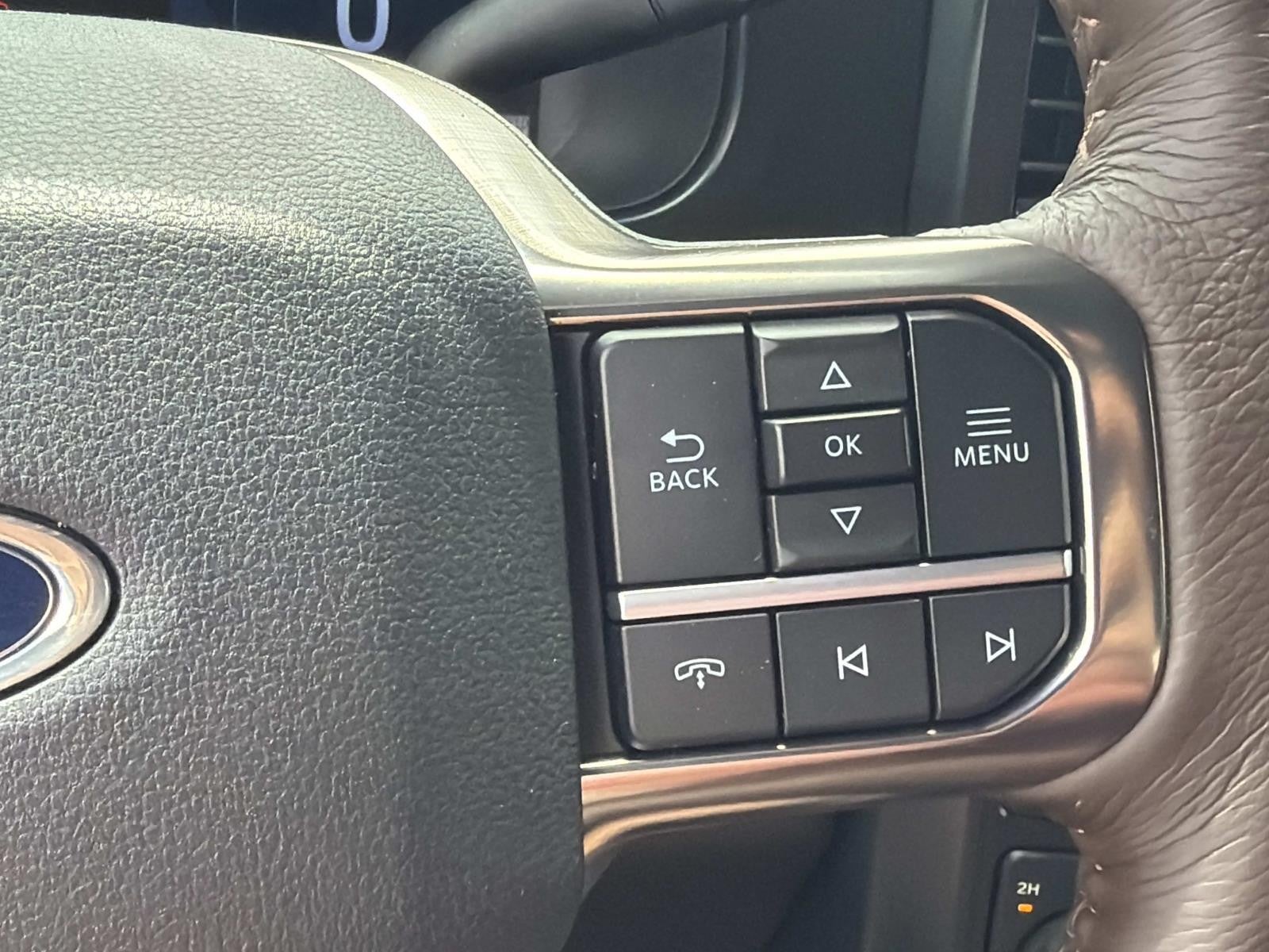2026 Ford Super Duty F-350 DRW KING RANCH 4WD CREW CAB 8