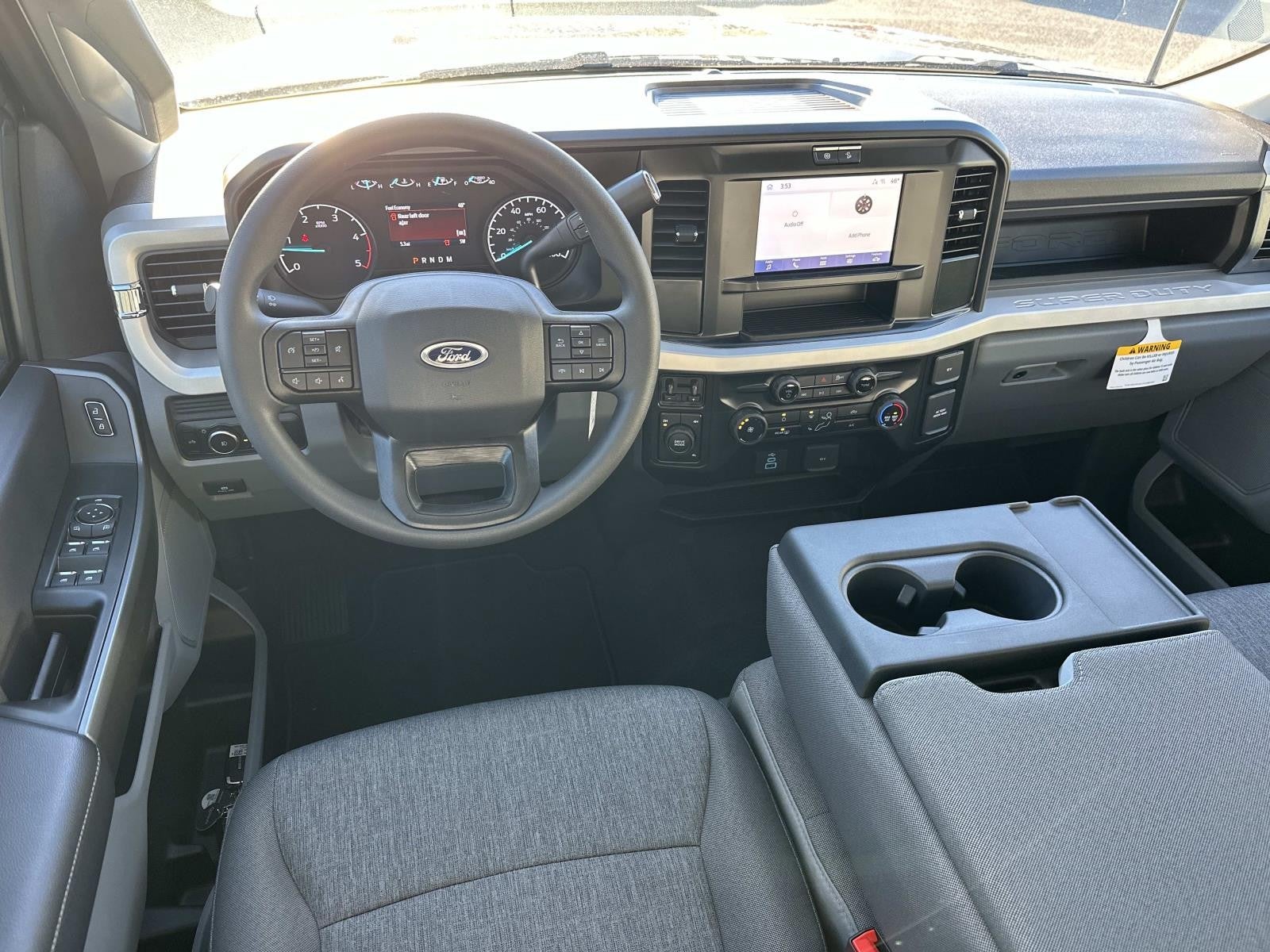 2026 Ford Super Duty F-350 DRW XL 4WD CREW CAB 8' BOX